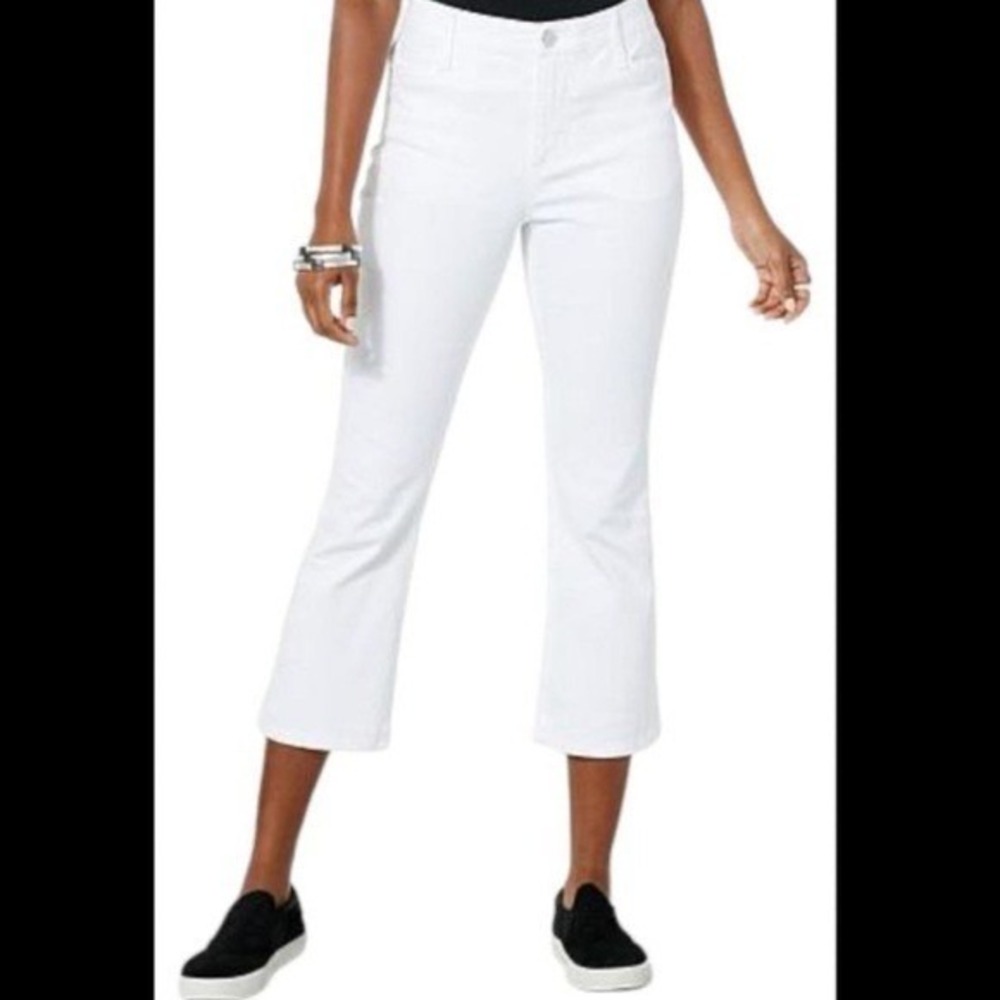 WynneDenim Performance Stretch Kick Flare Crop Jean White NWT - 10